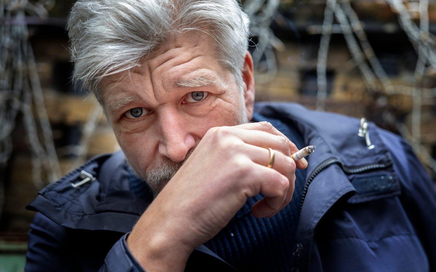 Författaren Karl Ove Knausgård som tackar ja till Leninpriset har förmodligen sett fram emot att det ska reta en och annan, enligt Hynek Pallas. 