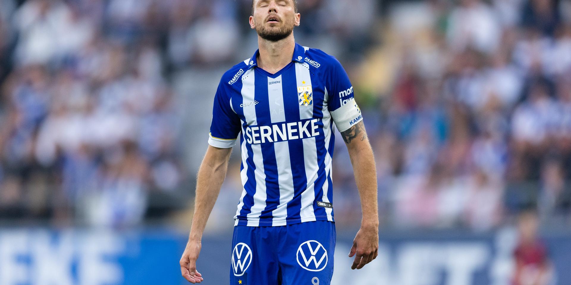 IFK Göteborgs Marcus Berg deppar efter miss under i mötet med Hammarby. 