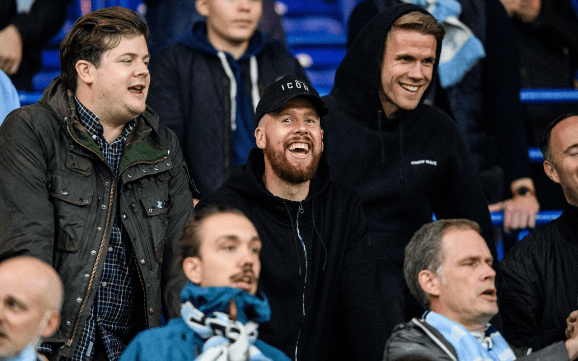 Pontus Janson i Malmöklacken under Champions League matchen.