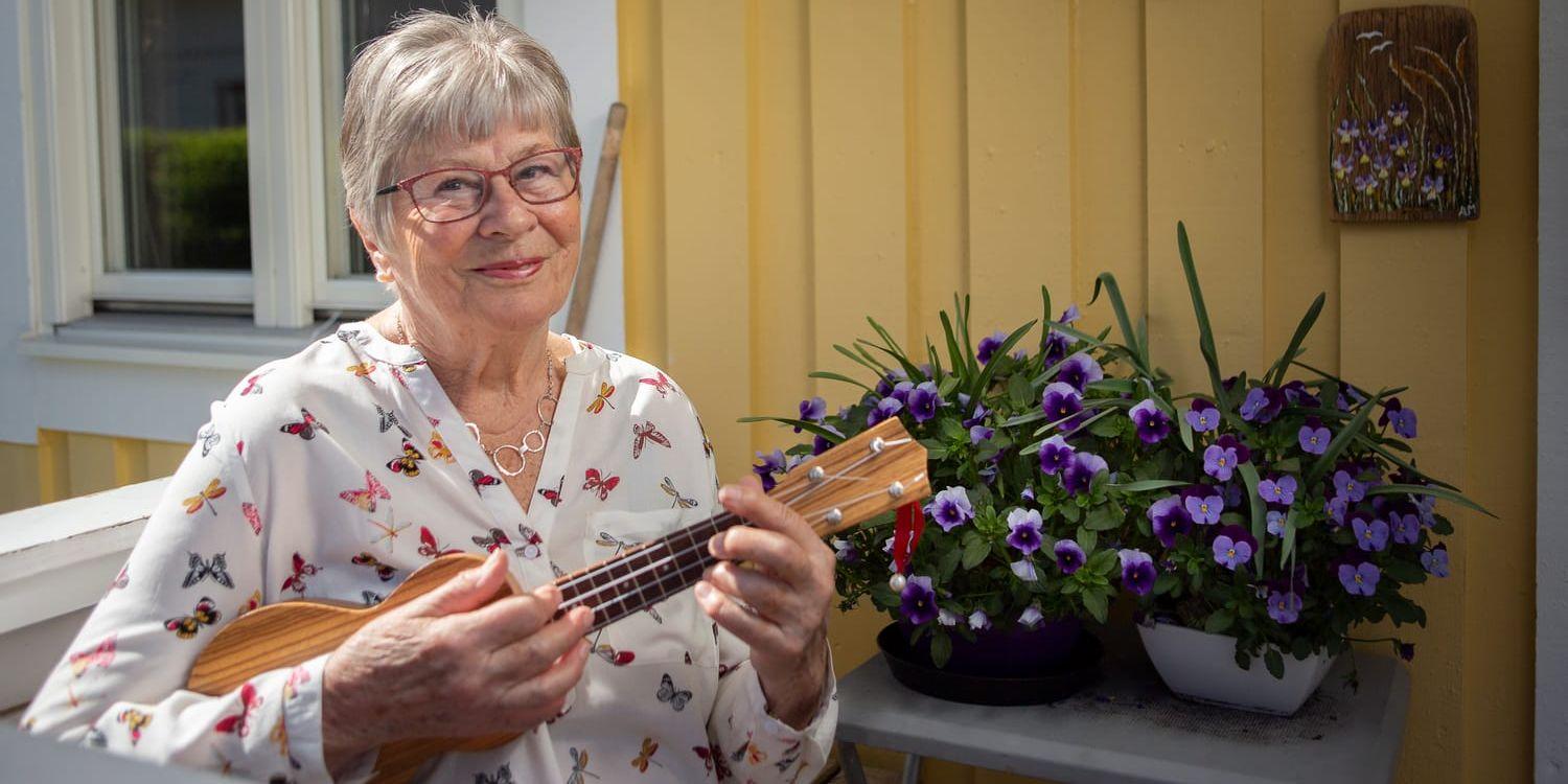 Berit Kjeldsen har älskat att spela ukulele ända sedan första gången hon provade.