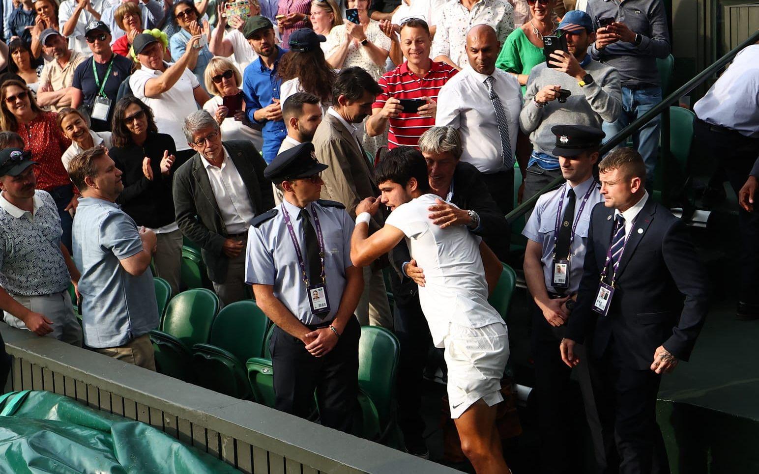 Carlos Alcaraz vann Wimbledon 2023 efter finalseger över Novak Djokovic. 