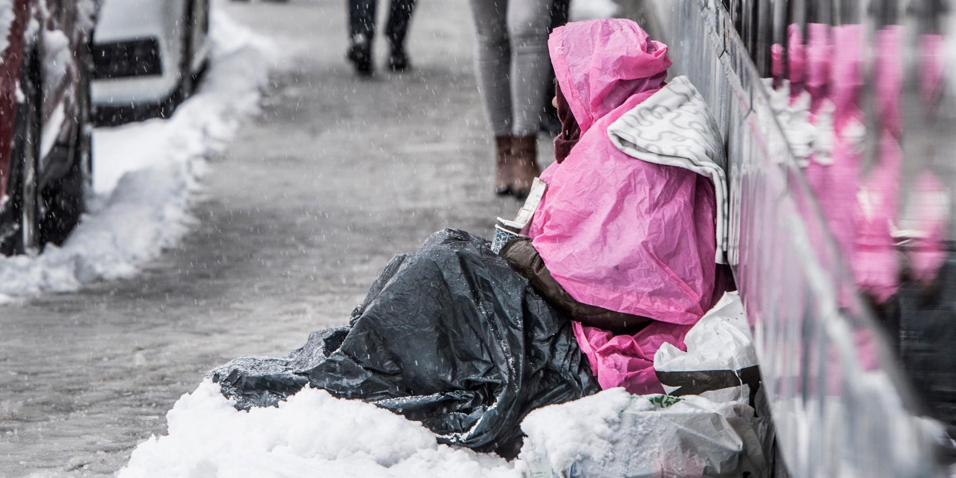 Just nu är det riktigt kallt i Göteborg och för de som inte har tak över huvudet är det tufft nu. Men för de som behöver en varm övernattningsplats finns det hjälp att få i kommunens regi. Arkivbild.