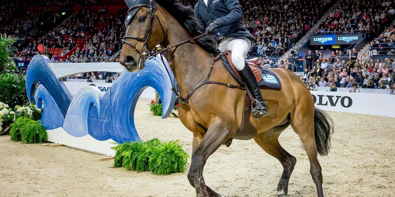 Douglas Lindelöws tolfteplats på Zacramento i Scandinavium gav poäng som räckte för att ta en plats i vårens världscupfinal.