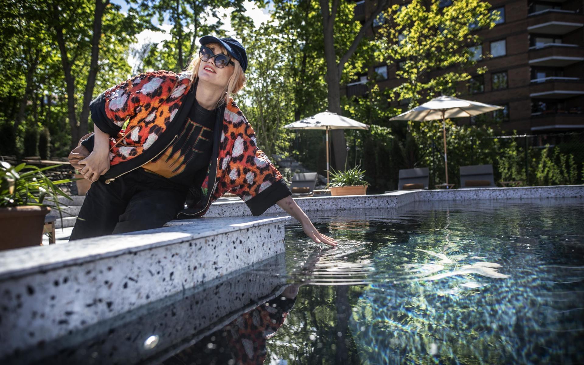 På berget ovanför Göteborgsfamiljens restaurang Skanshof har trädgårdsingenjör Lisa C Marx ritat en park med medelhavskänsla. 