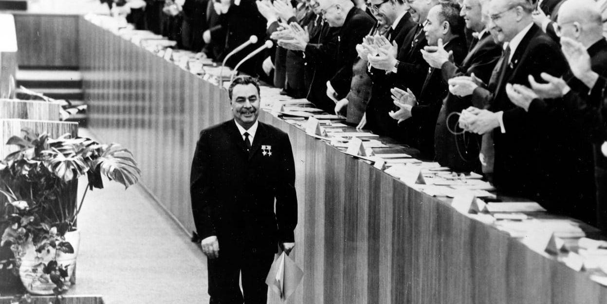 Sovjetunionens högste ledare Leonid Brezjnev på besök i det östtyska parlamentet i Östberlin 1967.