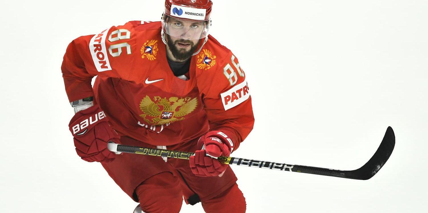 Nikita Kutjerov gjorde ett mål och spelade fram till två i Rysslands premiärseger, 5–2 över Norge.