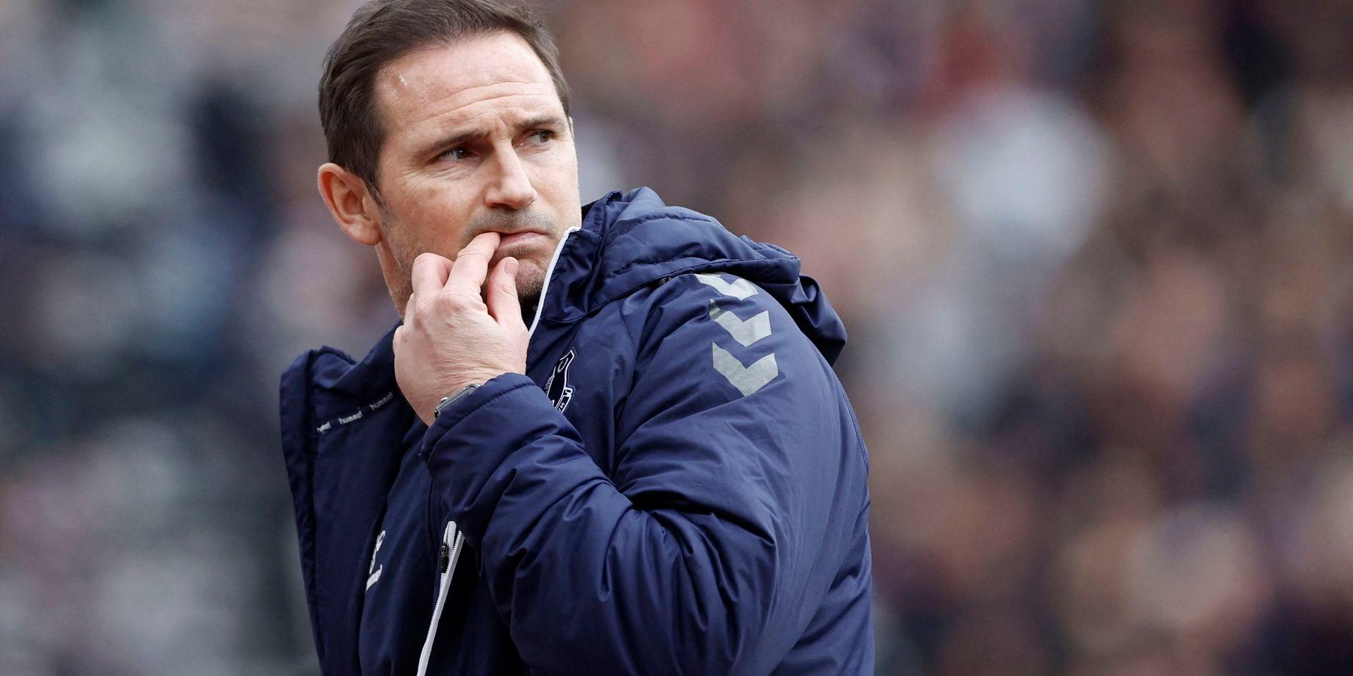 Frank Lampard har sex matcher på sig att rädda kontraktet.