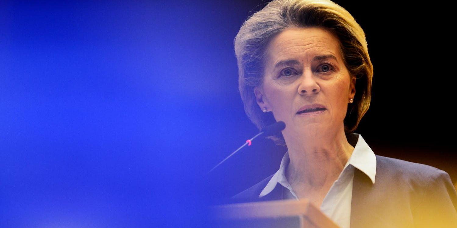 EU-kommissionens ordförande Ursula von der Leyen talar om vaccineringsläget i EU-parlamentet.