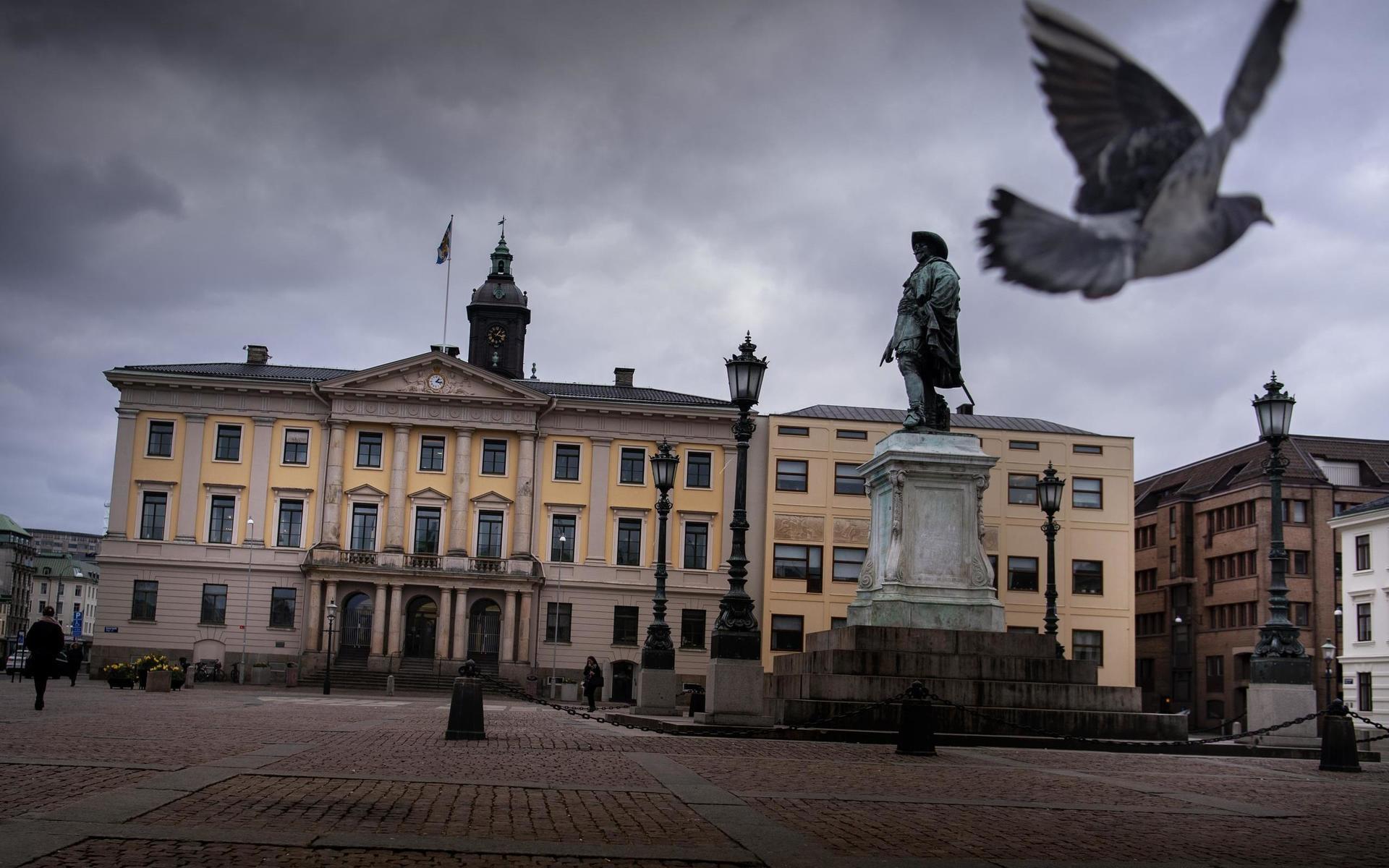 Gustaf Adolfs Torg. Fram till mitten av 1800-talet var denna plats känd som ”Stora Torget”. 