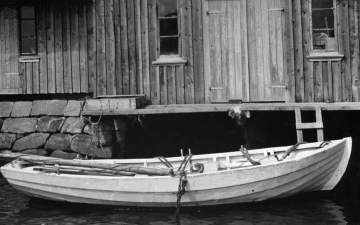 Hundra bilder på fartyg och båtar - från Strömstad till Laholm 