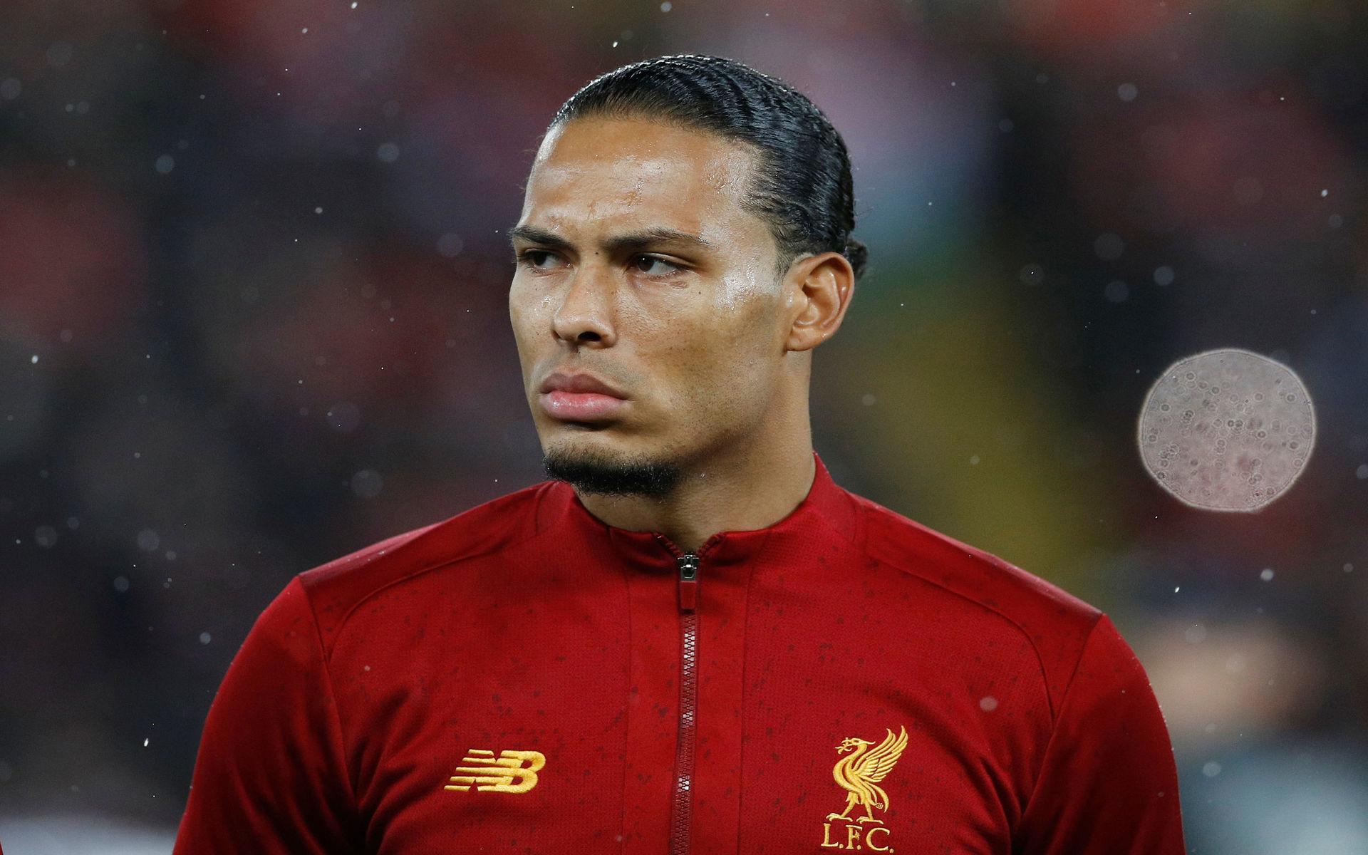 Virgil van Dijk blev utsedd till engelsk fotbolls bästa spelare 2019.