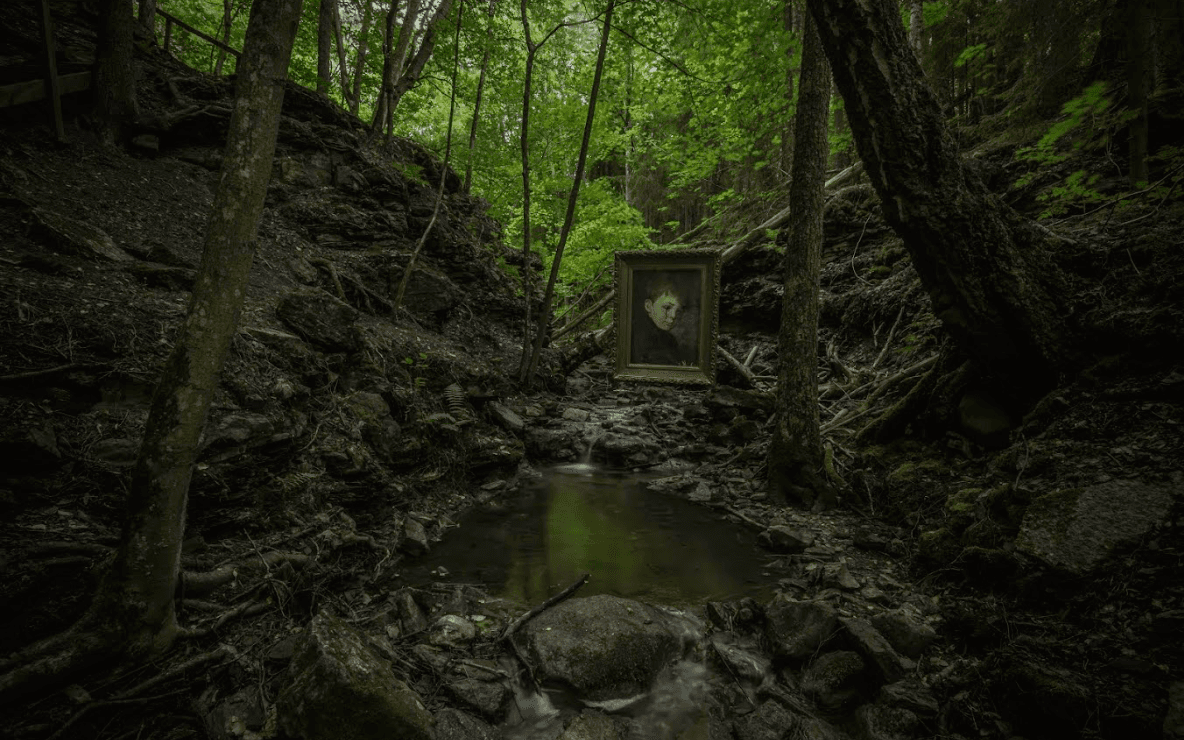 Foto- och tavelkonst av konstnärerna Angle&Dawn och fotografen Thomas Örn Karlsson.