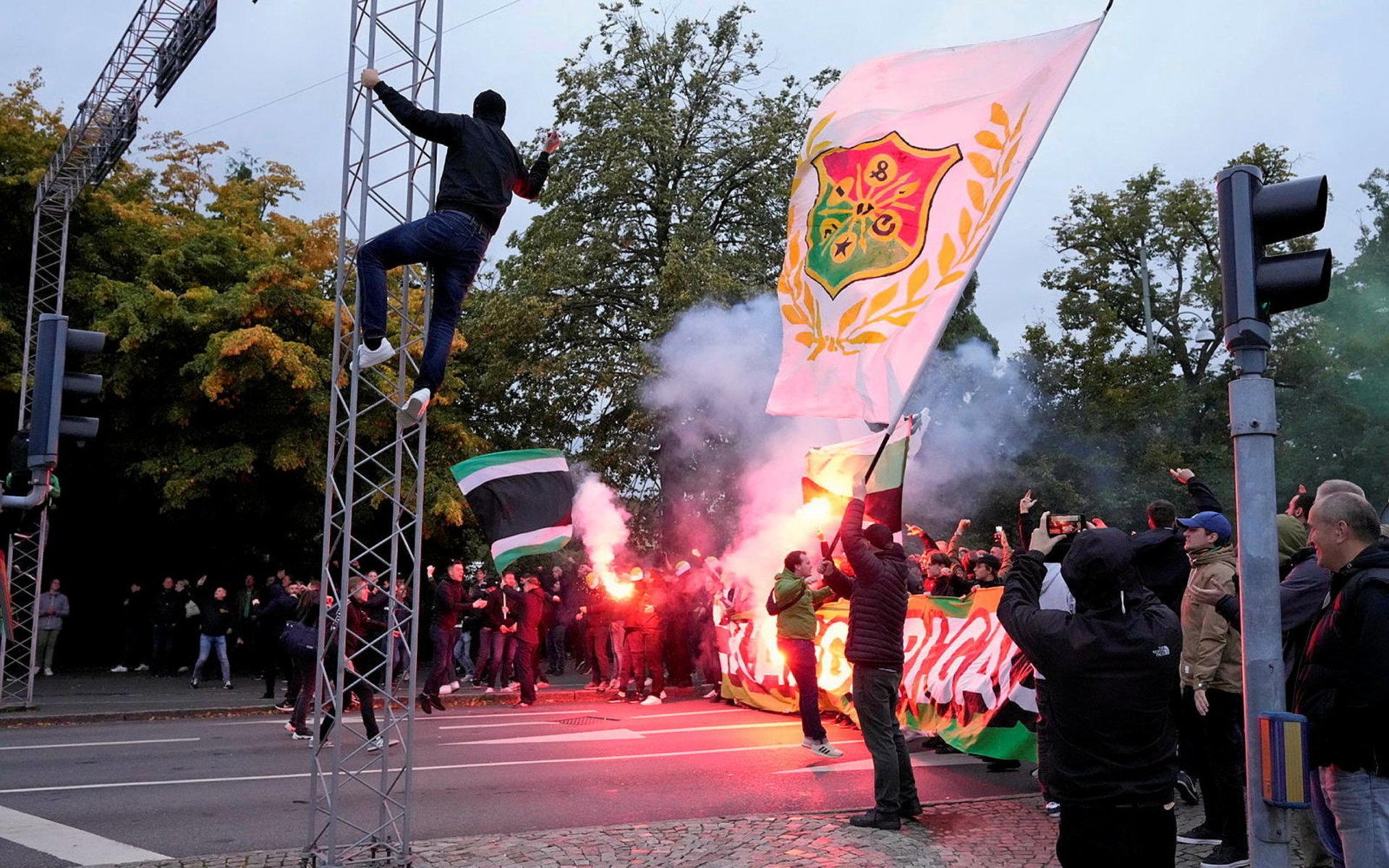 Efter vad som kändes som en hel säsong utan publik välkomnades också supportrar tillbaka till stadens idrottsevenemang.