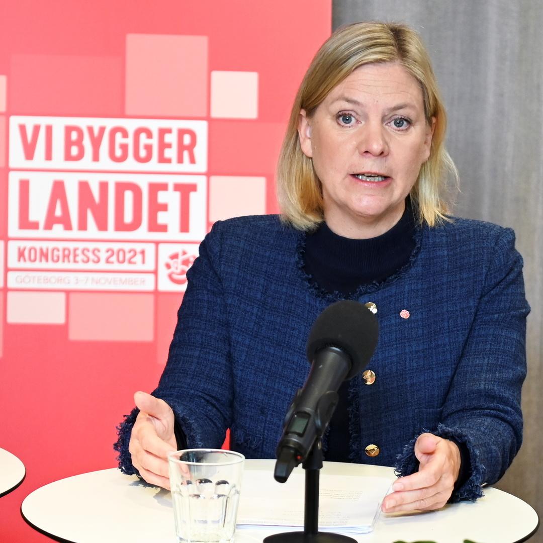 Magdalena Andersson (S) presenterar politiska förslag om jobben inför S-kongressen. 