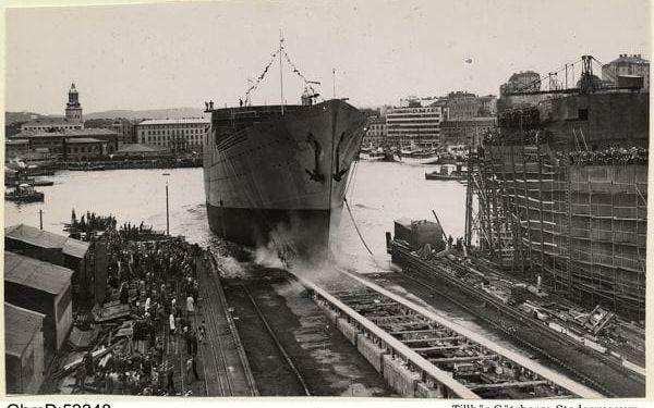 Sjösättning av Svenska Amerika Liniens ”Stockholm” på Götaverken 1946. 