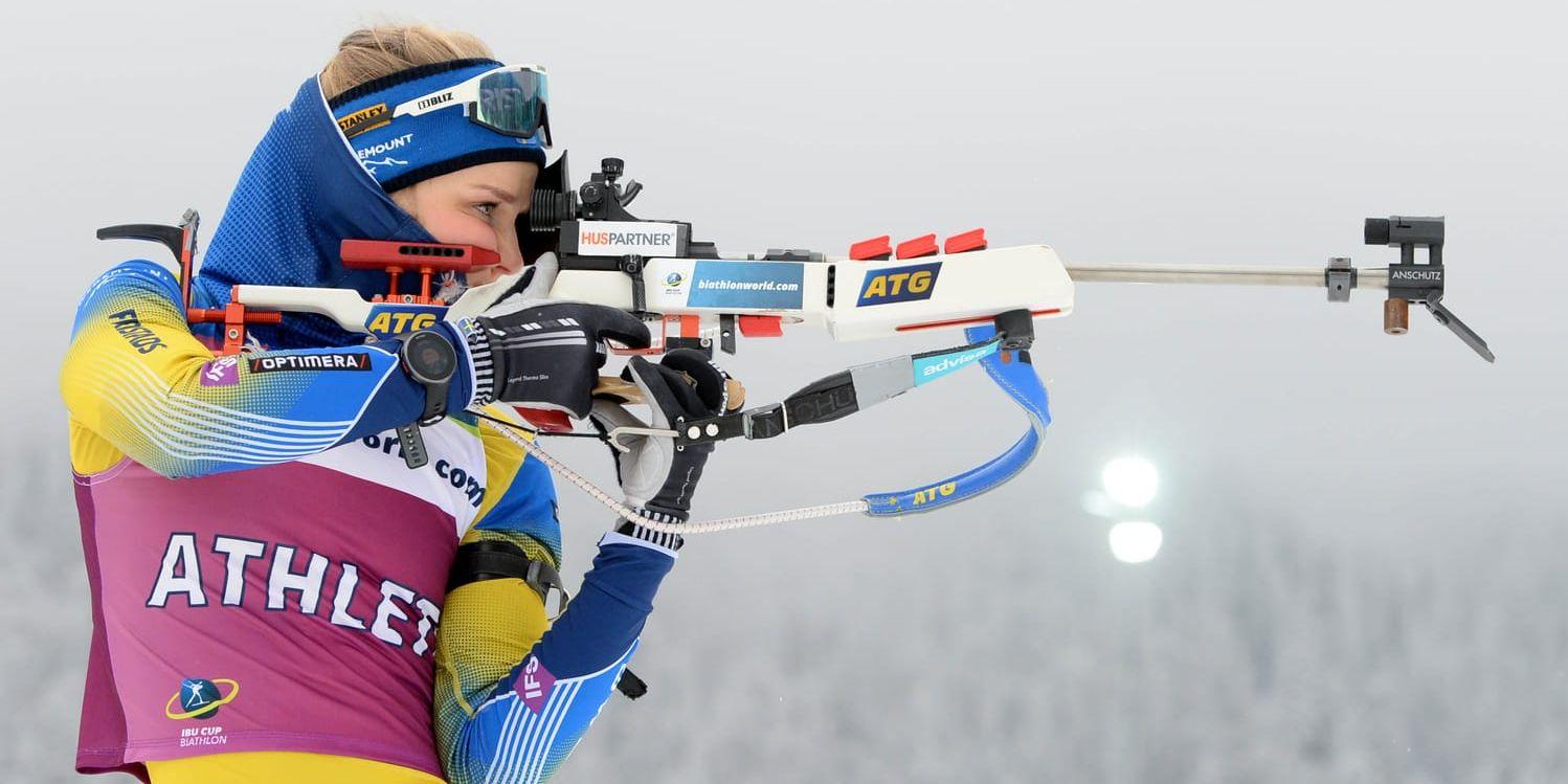 Stina Nilsson under ett träningspass i Arber inför debuten i IBU-cupen.