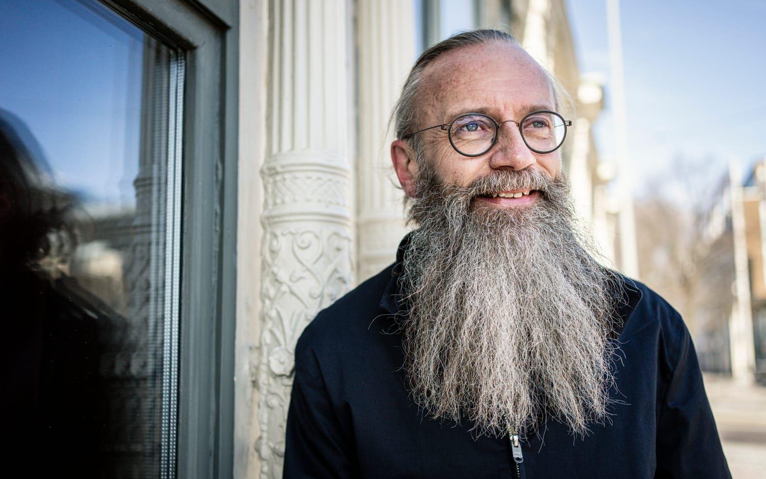 Sture Hegerfors möter Henrik Zetterberg över en lunch på Hotell Eggers.