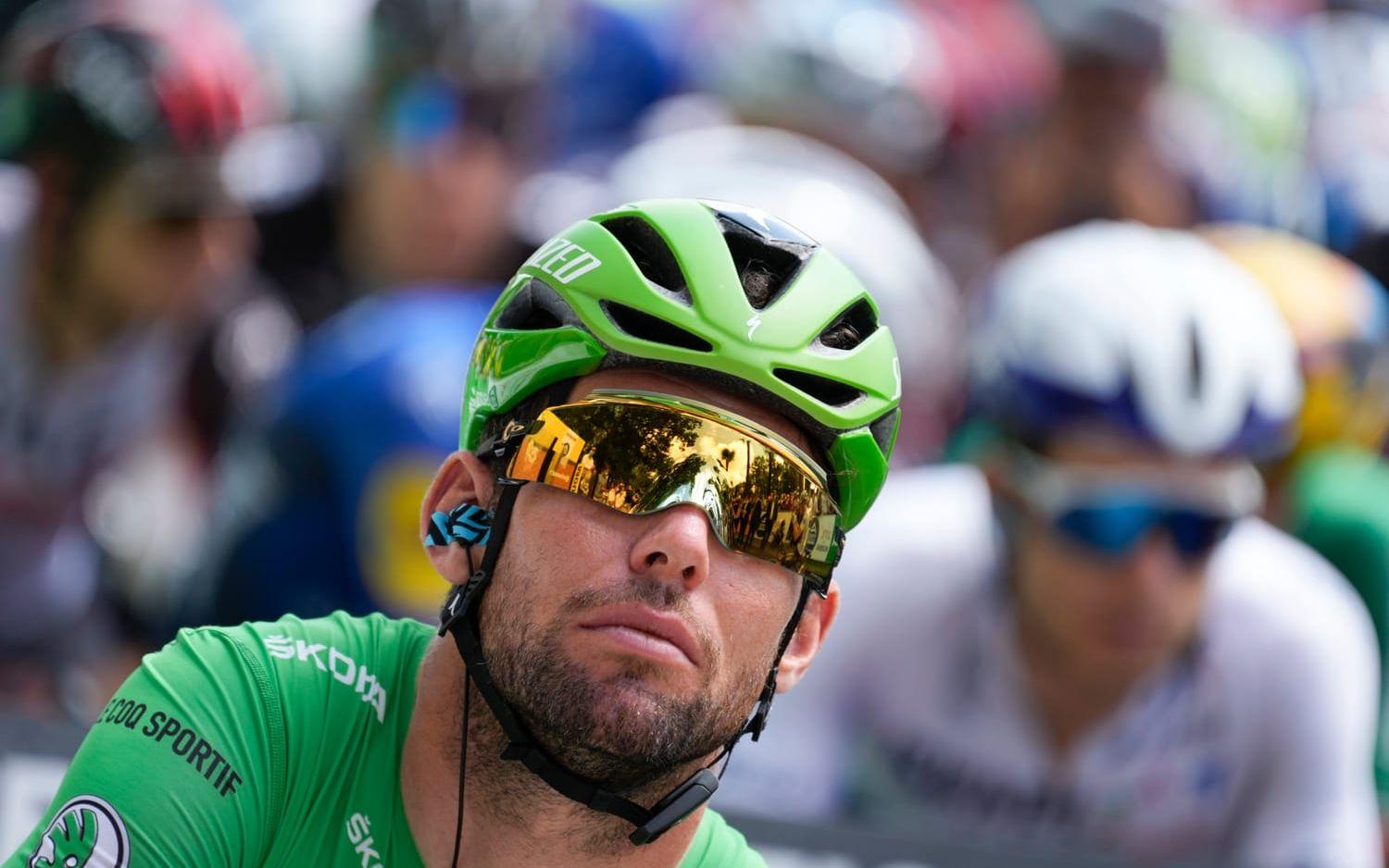 Den brittiske stjärncyklisten Mark Cavendish knivrånades i sitt hem av maskerade män hösten 2021. Det framkom när rättegången om brottet inleddes. 