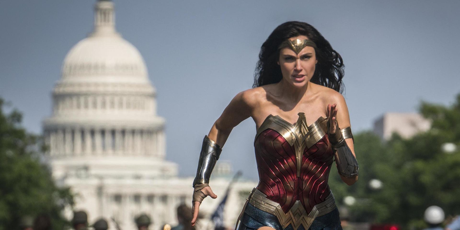 'Wonder Woman 1984' skulle ha gått upp i våras men ska i stället få premiär i oktober – antagligen. Pressbild. 