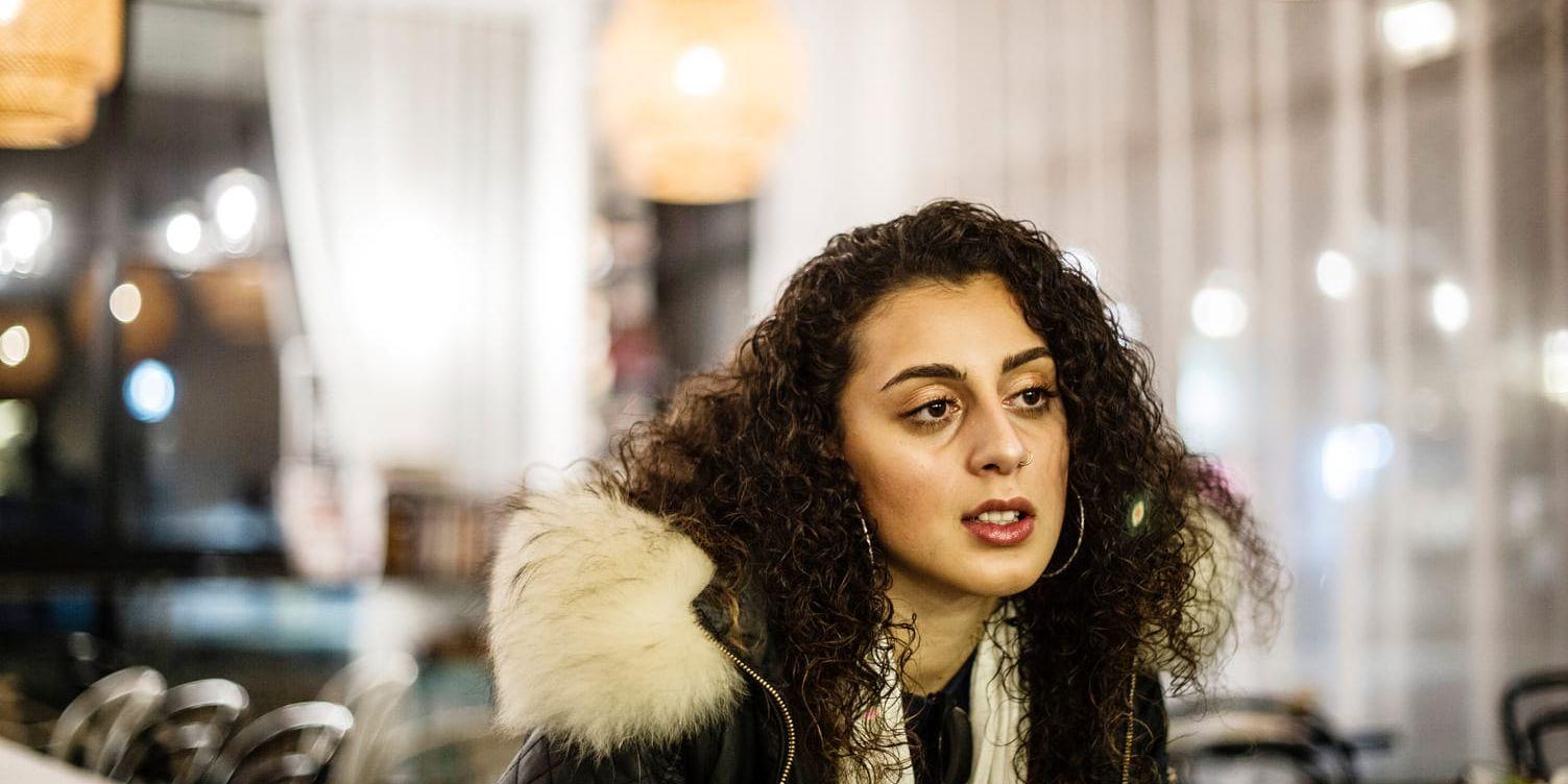 Tvåa i Ortens Poet: Mariam Aziz. ”Skrivandet har väl ...typ, räddat mitt liv. Även om det kanske låter lite klyschigt att säga det”, berättar hon.