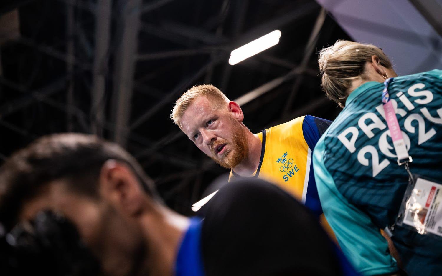 Jim Gottfridsson stängs av en match efter det röda kortet mot Slovenien. Nu missar han den svenska måstematchen. 